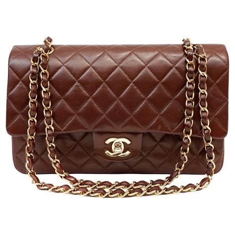 chanel classic lambskin handbag